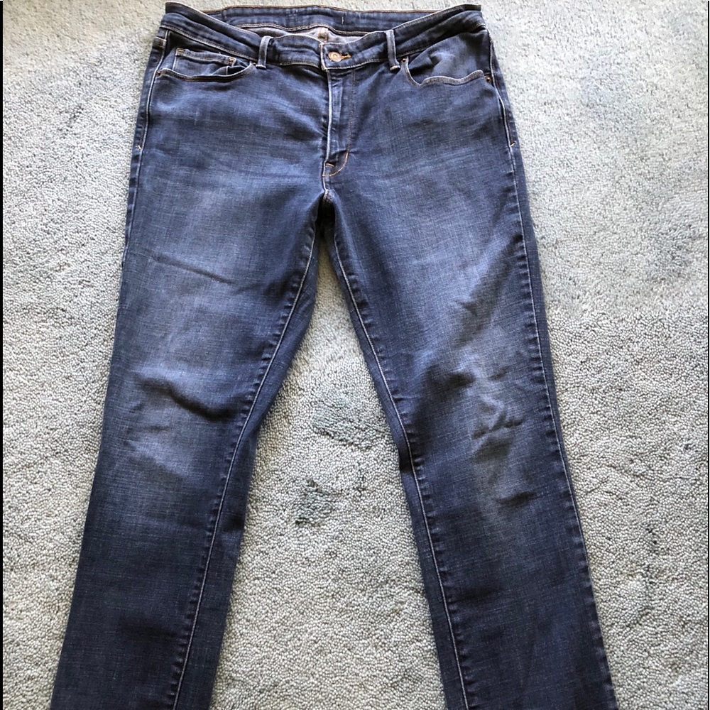 Ladies Levi jeans